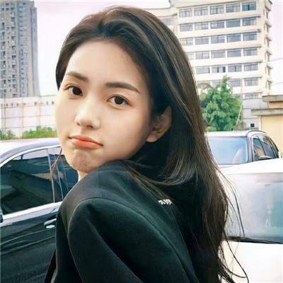 踏浪女人